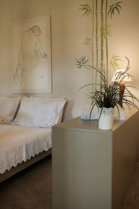 Apartment With Garden In Thessaloniki. Exteriör bild